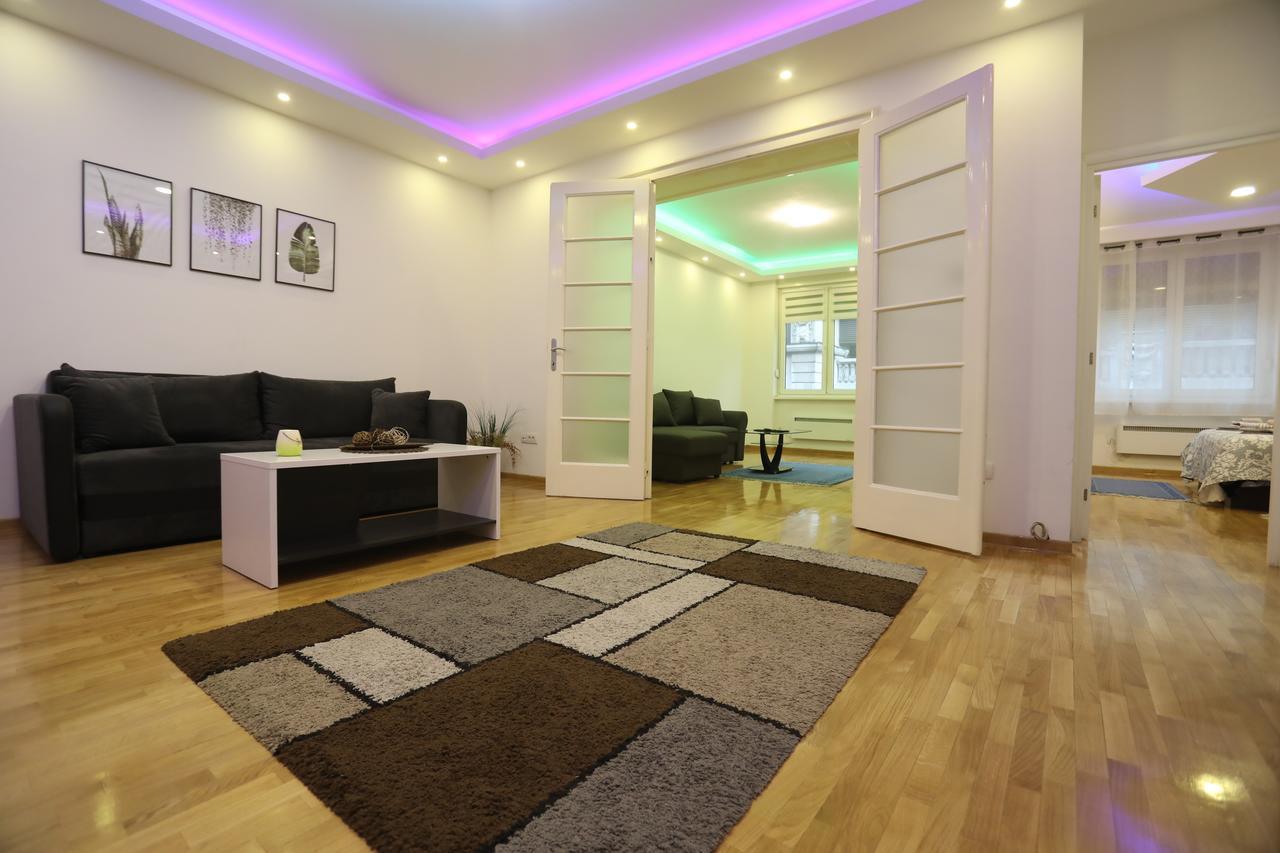 בלגרד De Luxe Republic Square Apartment Of 100Sqm מראה חיצוני תמונה